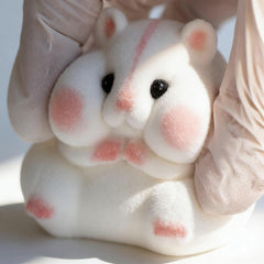 Generic Taba squishy hamster toy includes surprise accessories for added delight.
