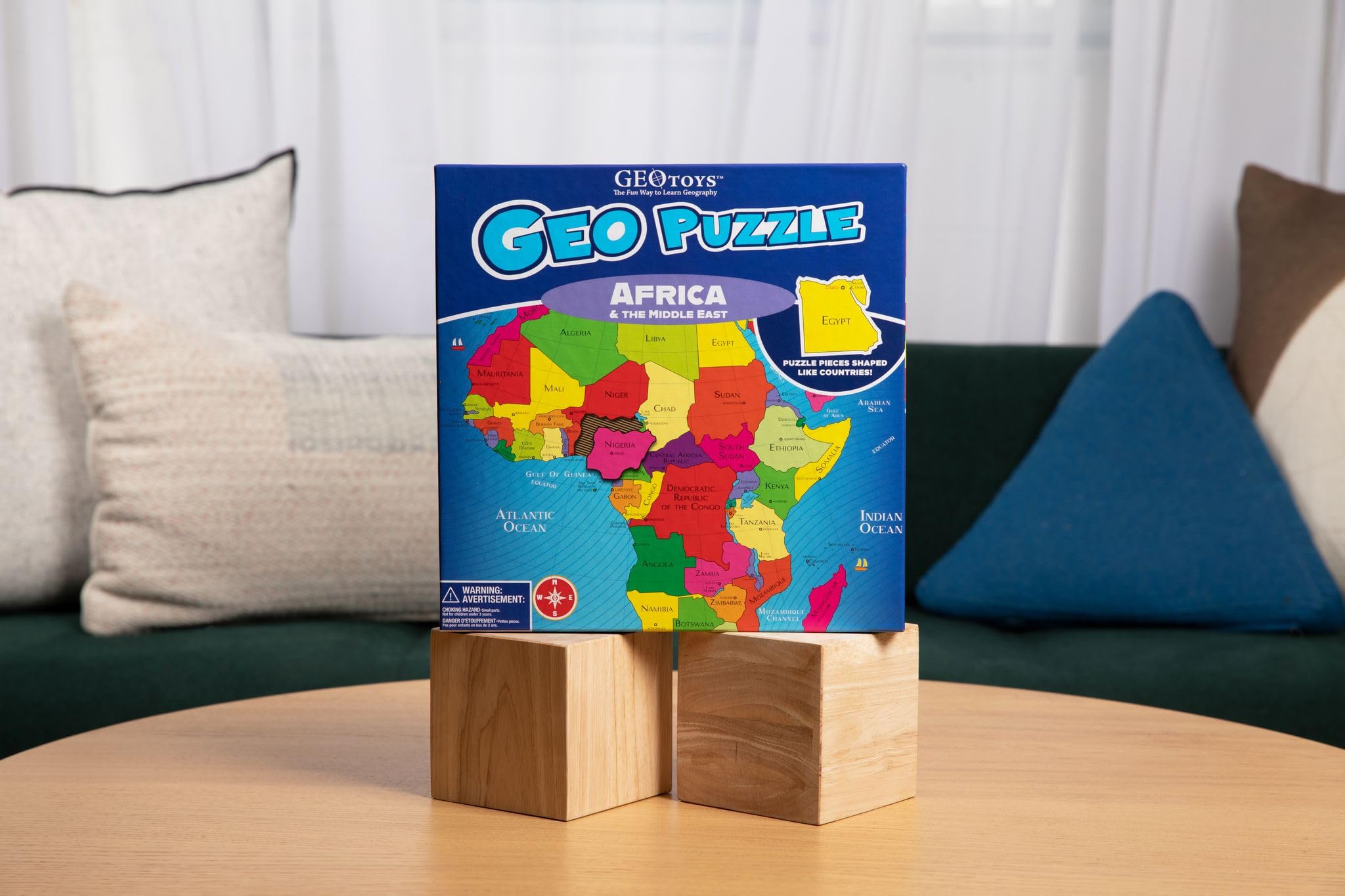 GeoToys GeoPuzzle bright colors support engaging geography practice