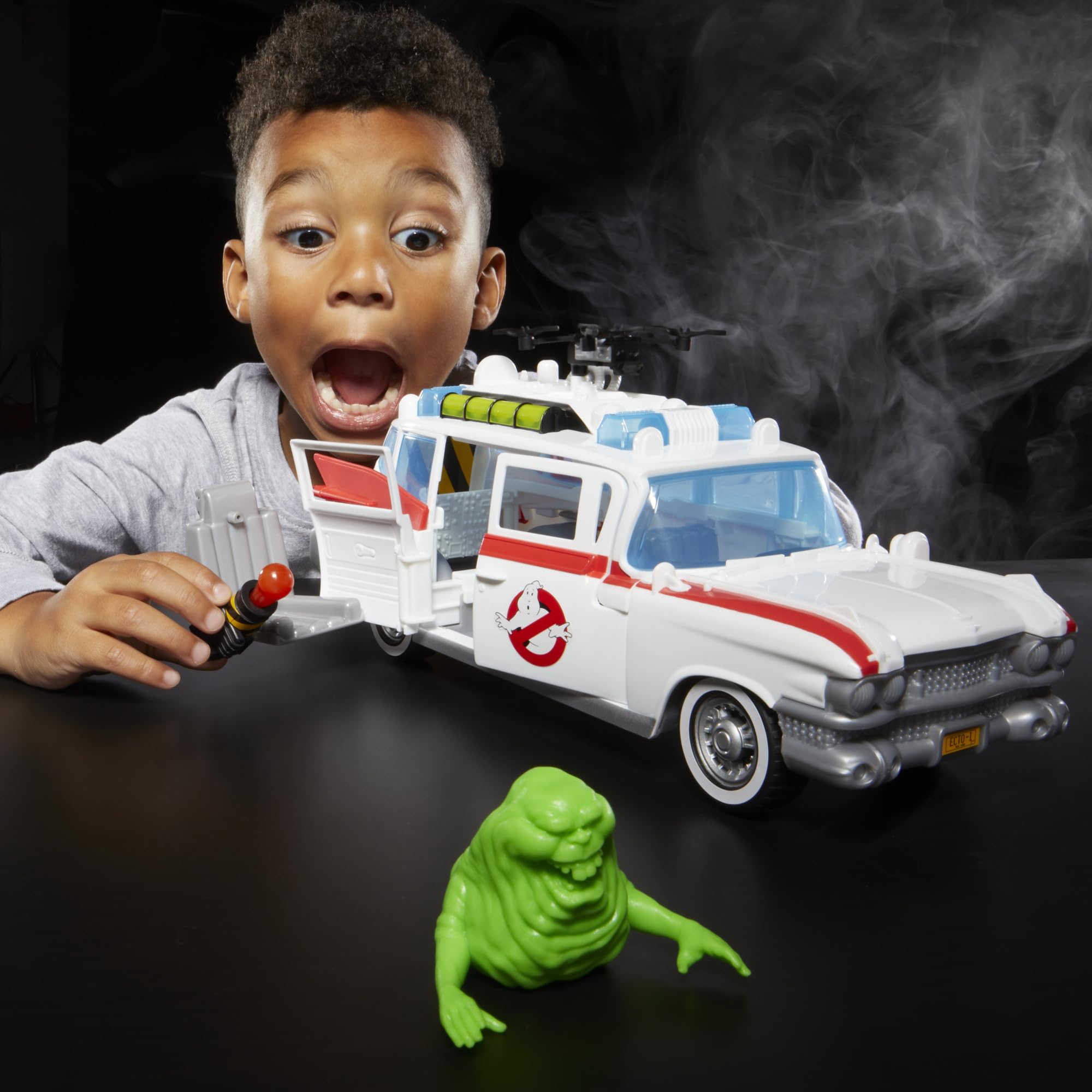 Fright Features Slimer with Ecto-Stretch Tech for stretchy action