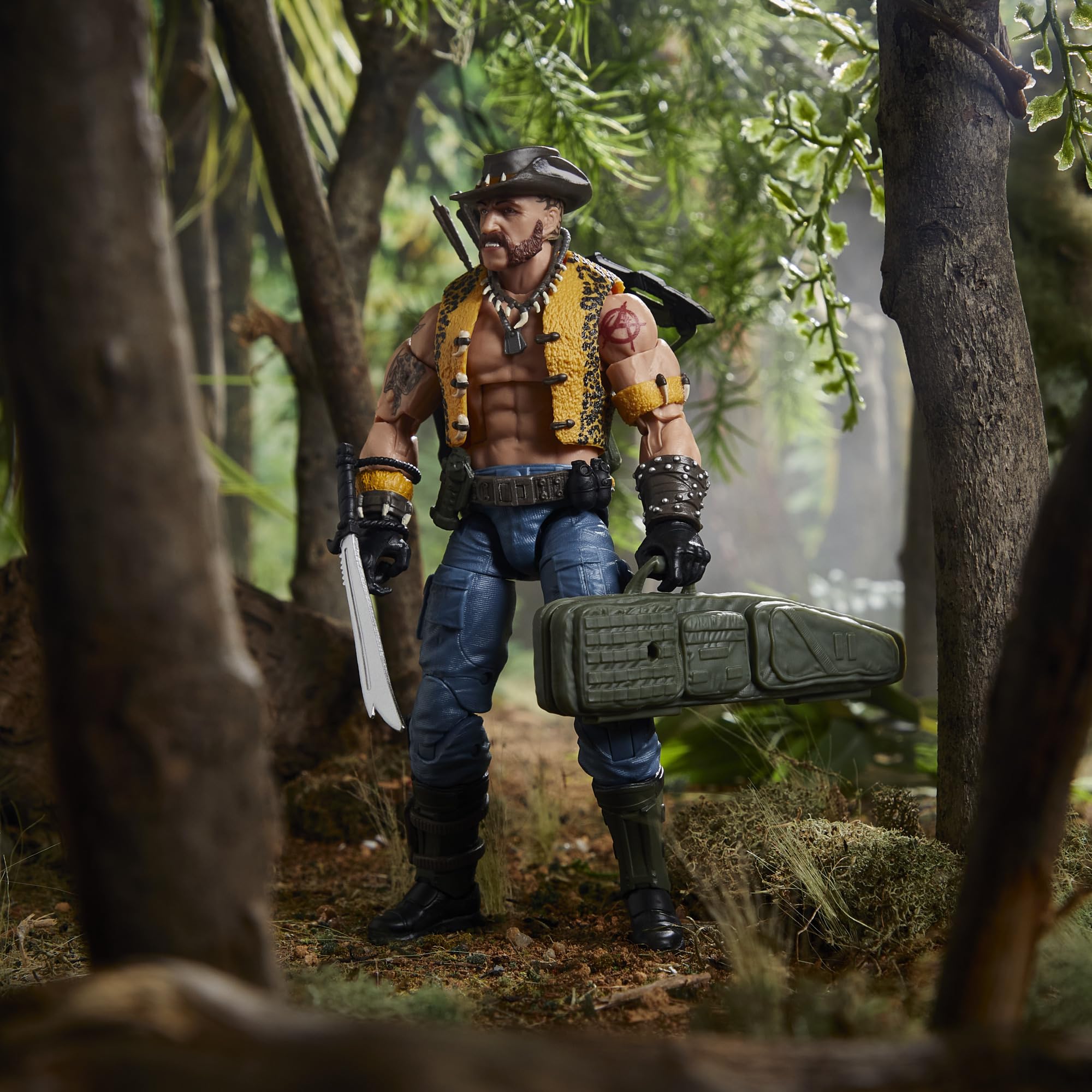 Sniper case accessory adds tactical flair to figure setups.