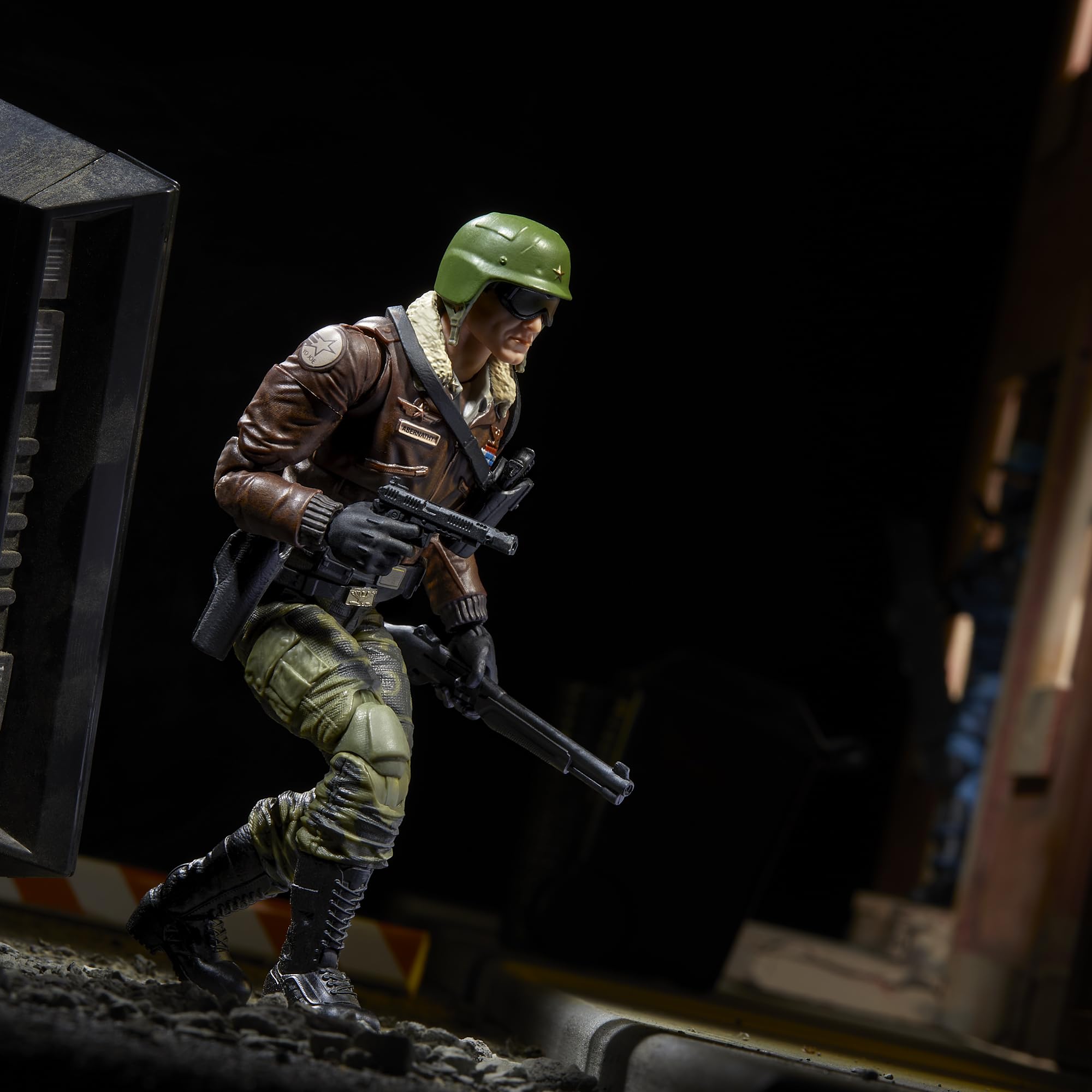 G.I. Joe General Hawk Abernathy articulation enables dynamic poses.