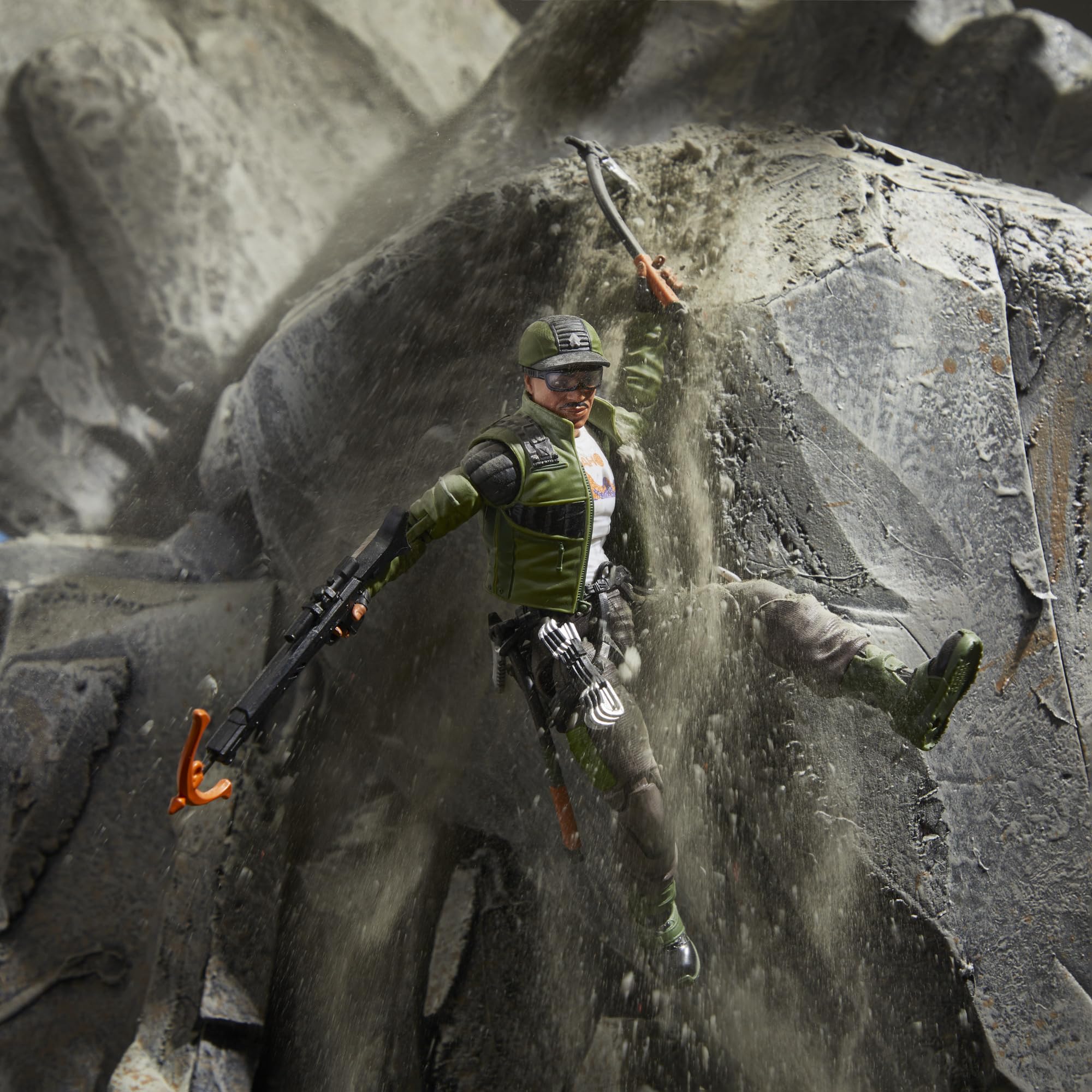G.I. Joe Alpine Pine packaging showcases original artwork and display-ready figure