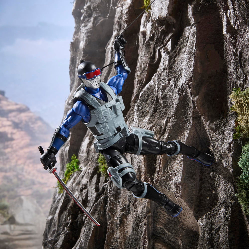 G.I. Joe Snake Eyes V4 grappling hook for climbing-themed setups