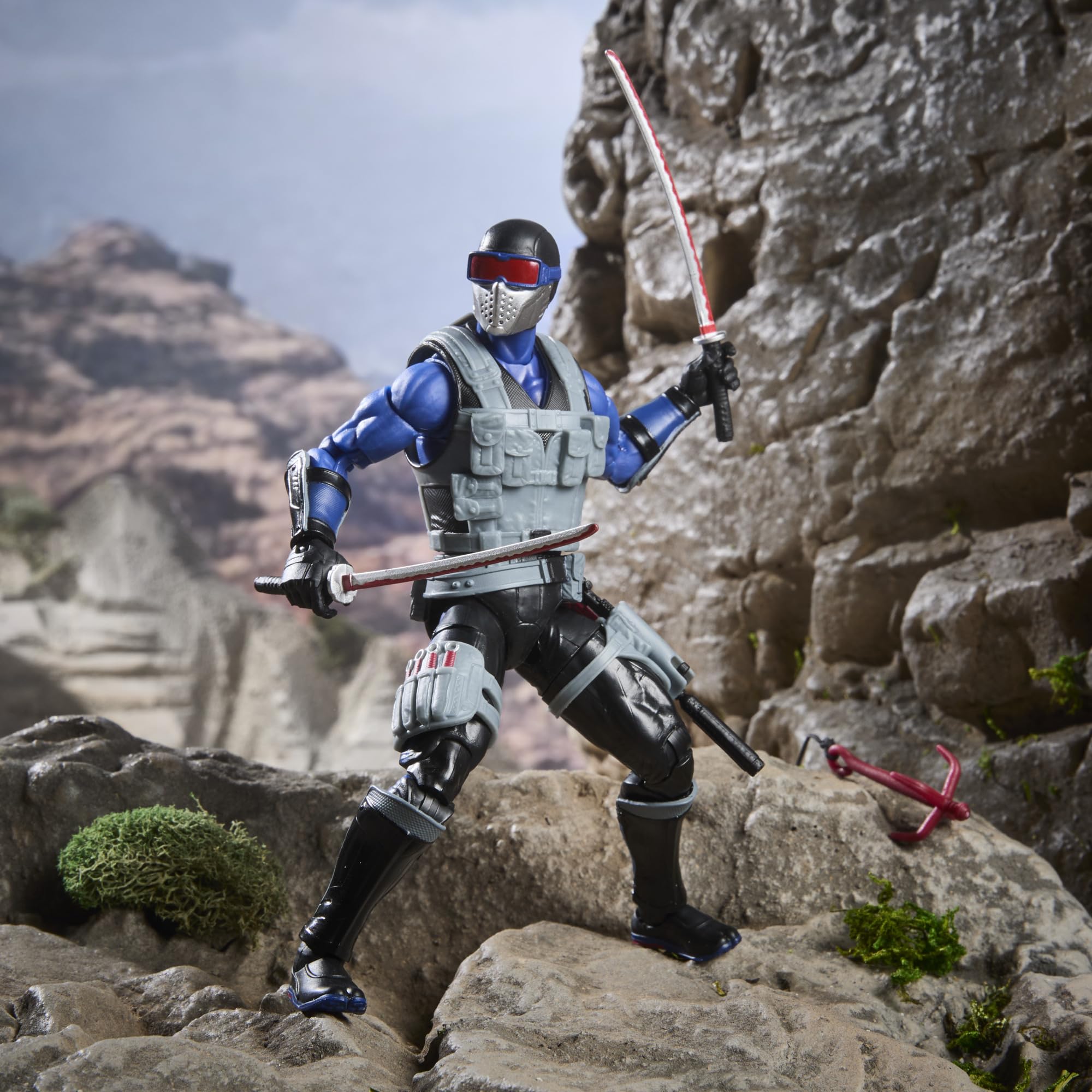 G.I. Joe Snake Eyes V4 loadout and accessories for display variety