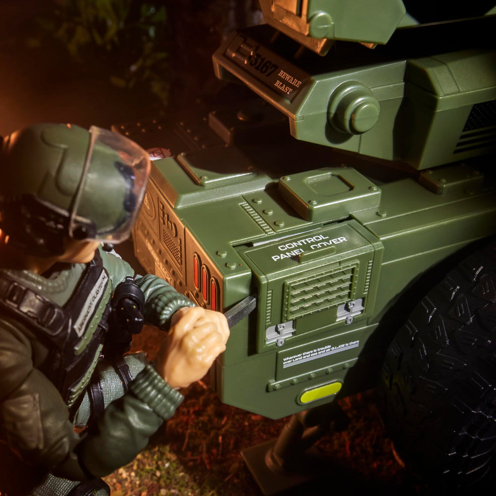 Missile accessories included with the M.M.S. kit for dramatic scenes.