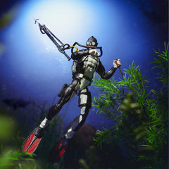 G.I. Joe Torpedo Leialoha air tank adds authentic scuba detail.