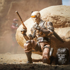 G.I. Joe Desert Commando Snake Eyes dual swords ready for combat scenes.