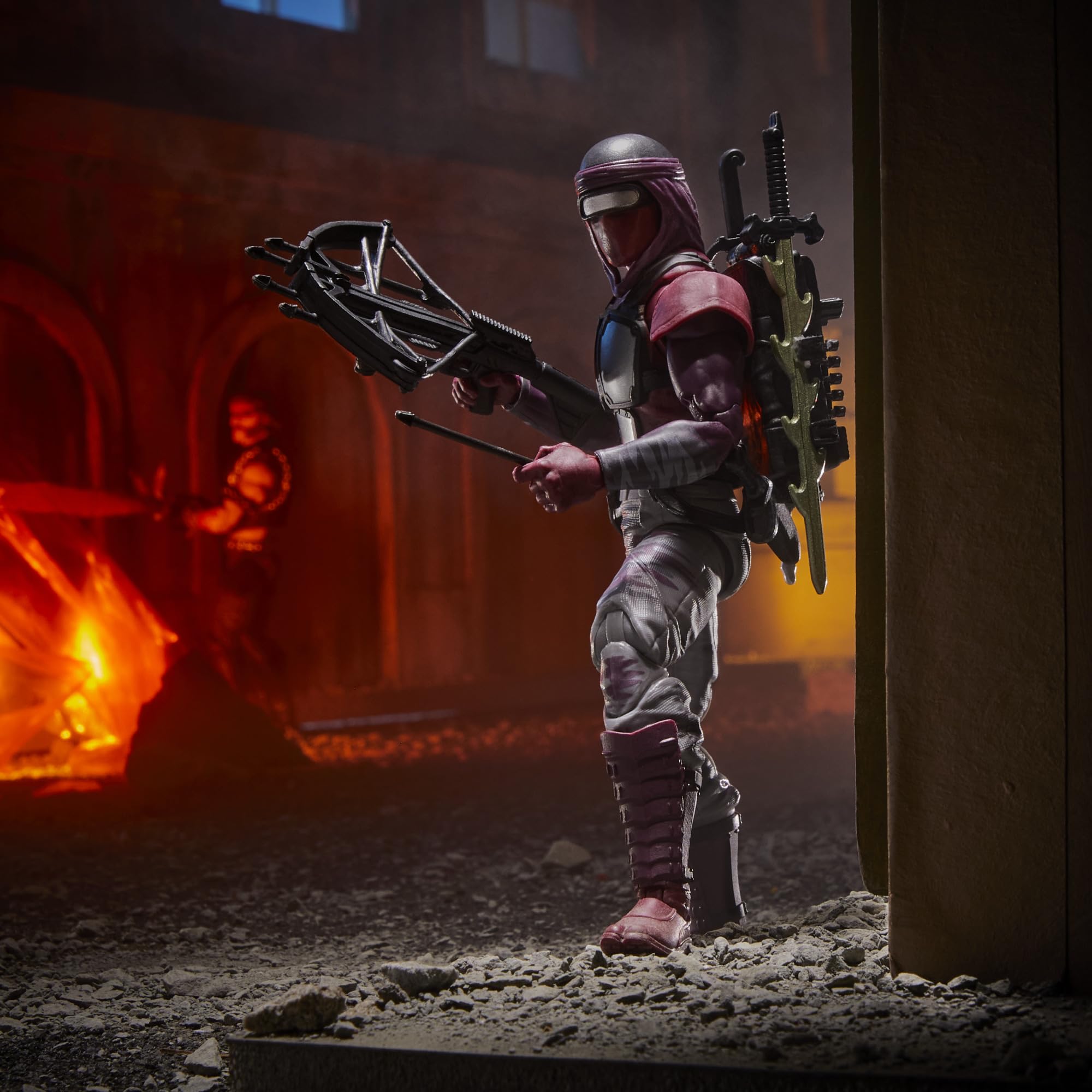 G.I. Joe Night-Creeper daggers set enhances stealth pose options