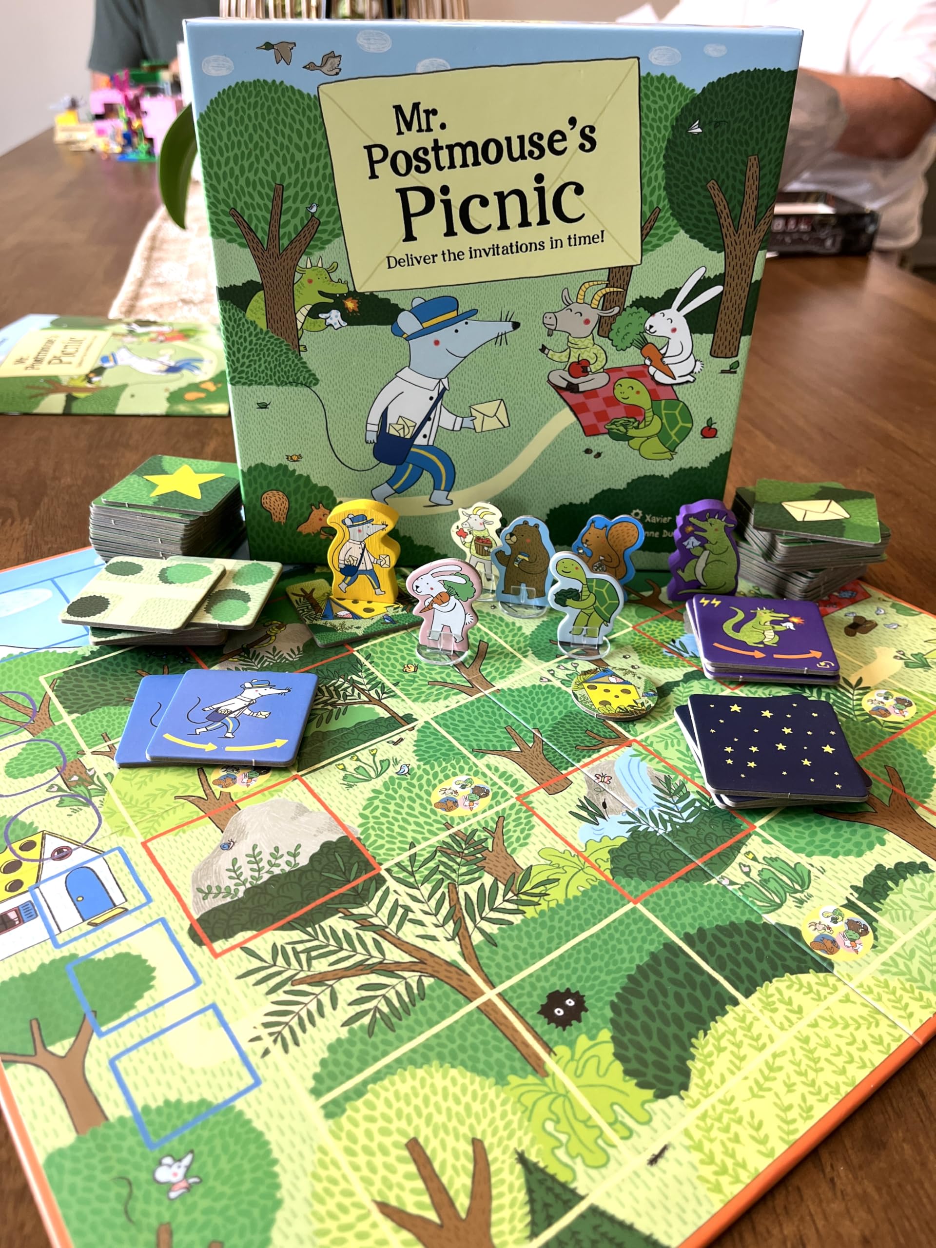 GIGAMIC Mr. Postmouse’s Picnic tokens reward progress and exploration.