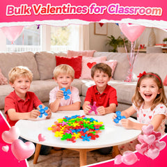 Gigilli mini spinner with bright color variety aids focus and playtime calm.