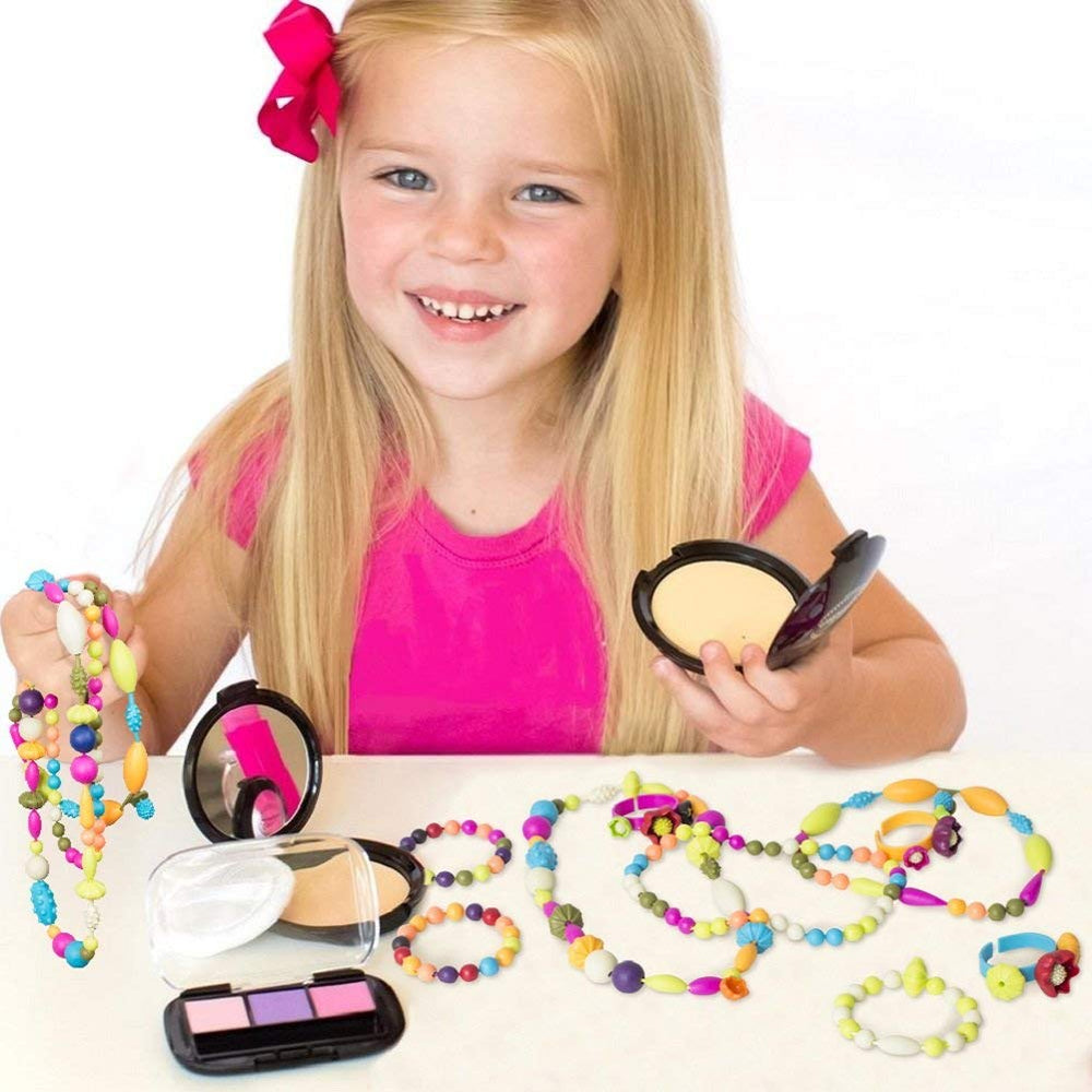 GILI Pop Beads bracelet making in action for fine motor practice