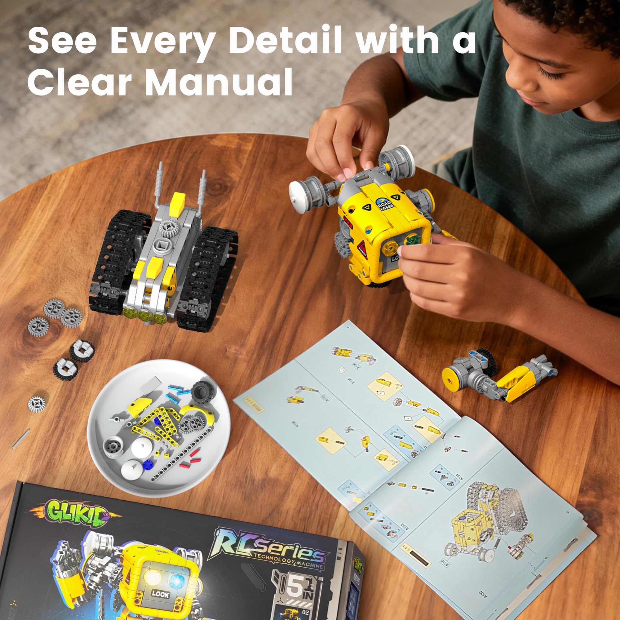 Glikid remote control operation offers versatile play modes.