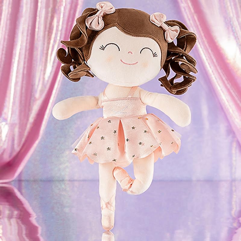 Gloveleya easy-to-hold baby doll supports nurturing and open-ended play