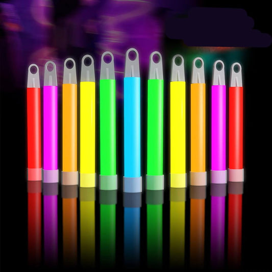 Glow Fever Glow Sticks 100ct packaging for vibrant party lighting and easy storage.