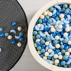 GOGOSO photo prop balls enhance party photos and creative shoots.