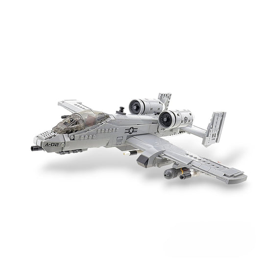 Gonli 961pcs A-10 Warthog building set shows detailed assembly for display.
