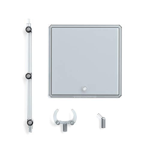 Good Smile The Simple Stand X3 base footprint keeps displays compact.