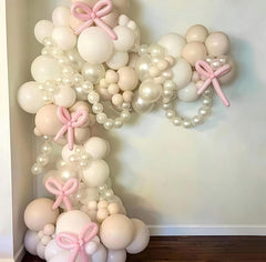 Govpy wedding decor with linking balloons for stylish, customizable setups.