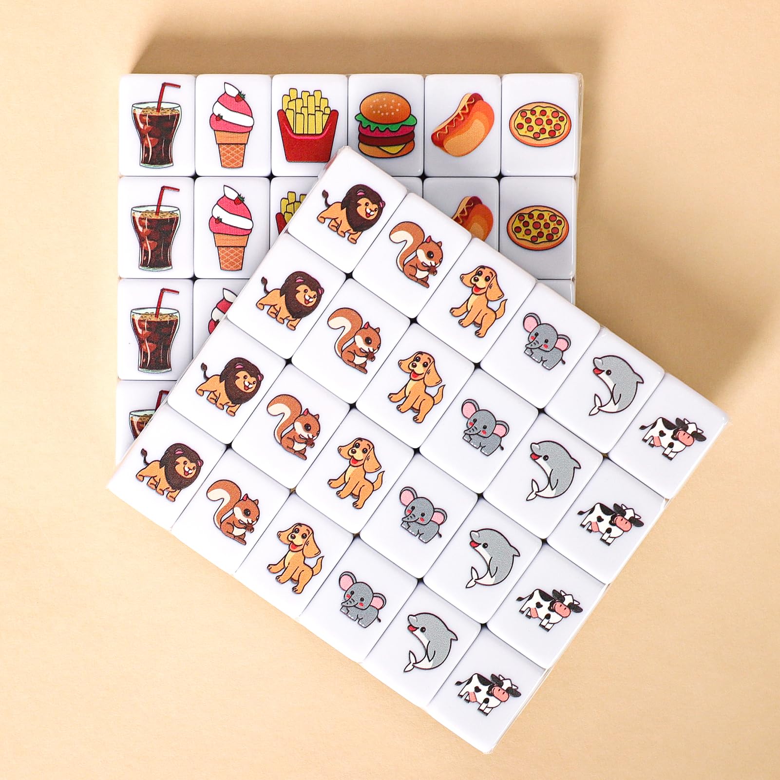GRACIAS tiles use scratch-resistant melamine for long-lasting enjoyment.
