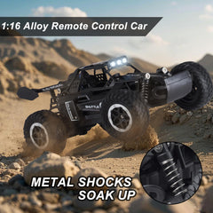 Great-JUNAMT RC car robust ABS chassis and aluminum body endure impacts.