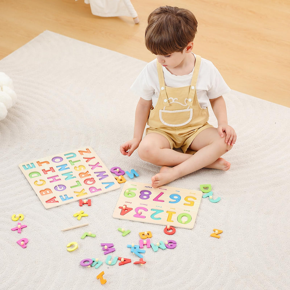 GRINNNIE colorful illustrations reinforce letters, numbers, and shapes during play.