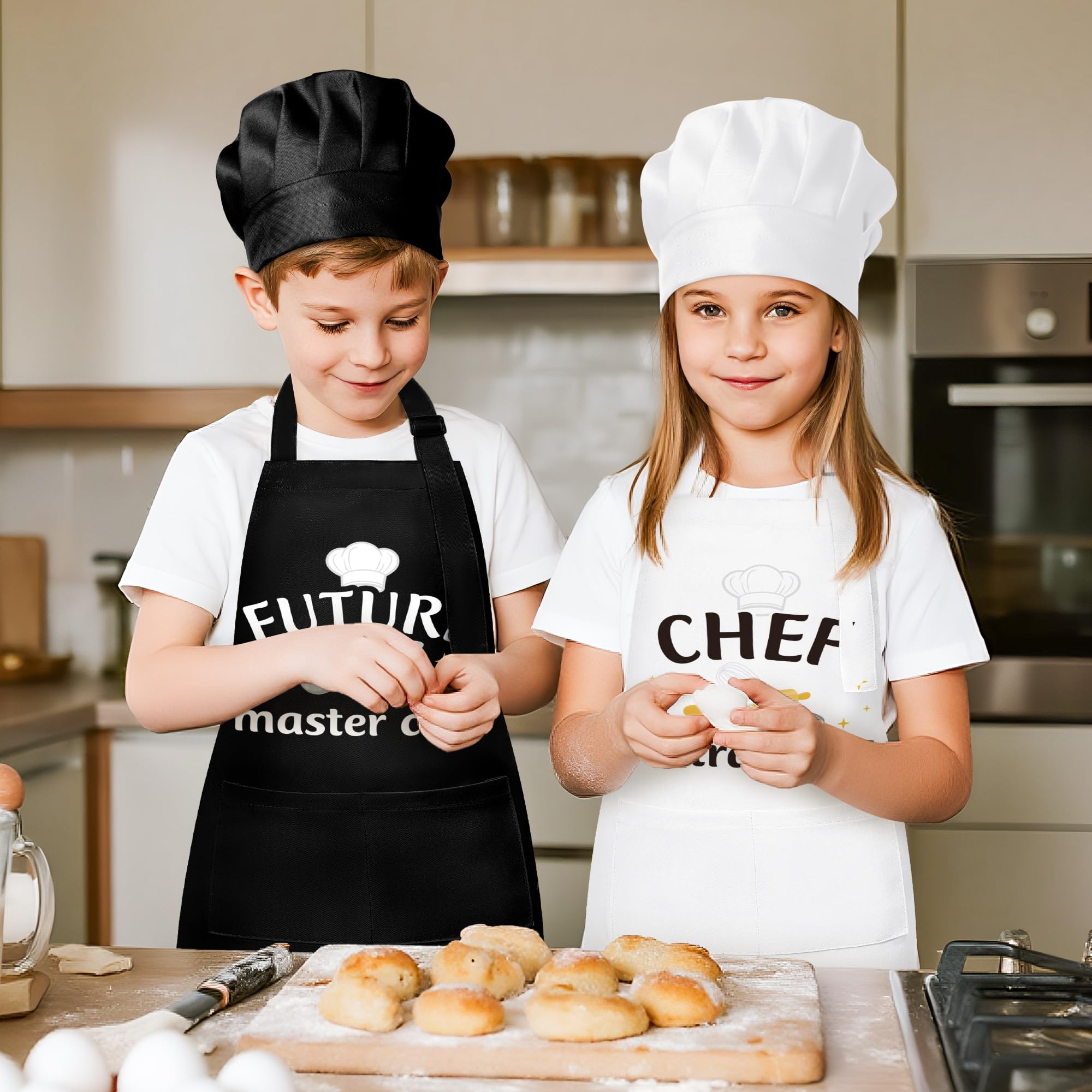 GROBRO7 kids apron two front pockets for easy tool access during crafts