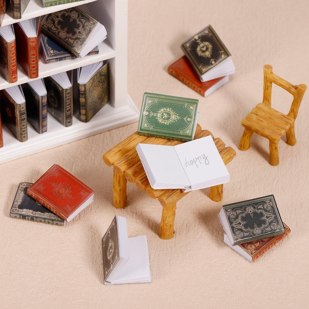 Guiqulai miniature display stand complements the bookshelf setup