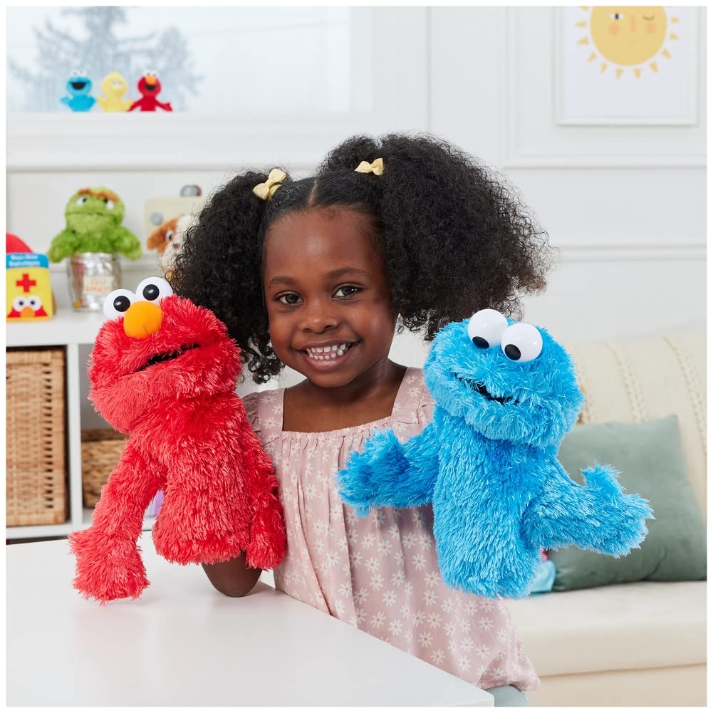 GUND Sesame Street hand puppet, surface-washable for easy cleaning.