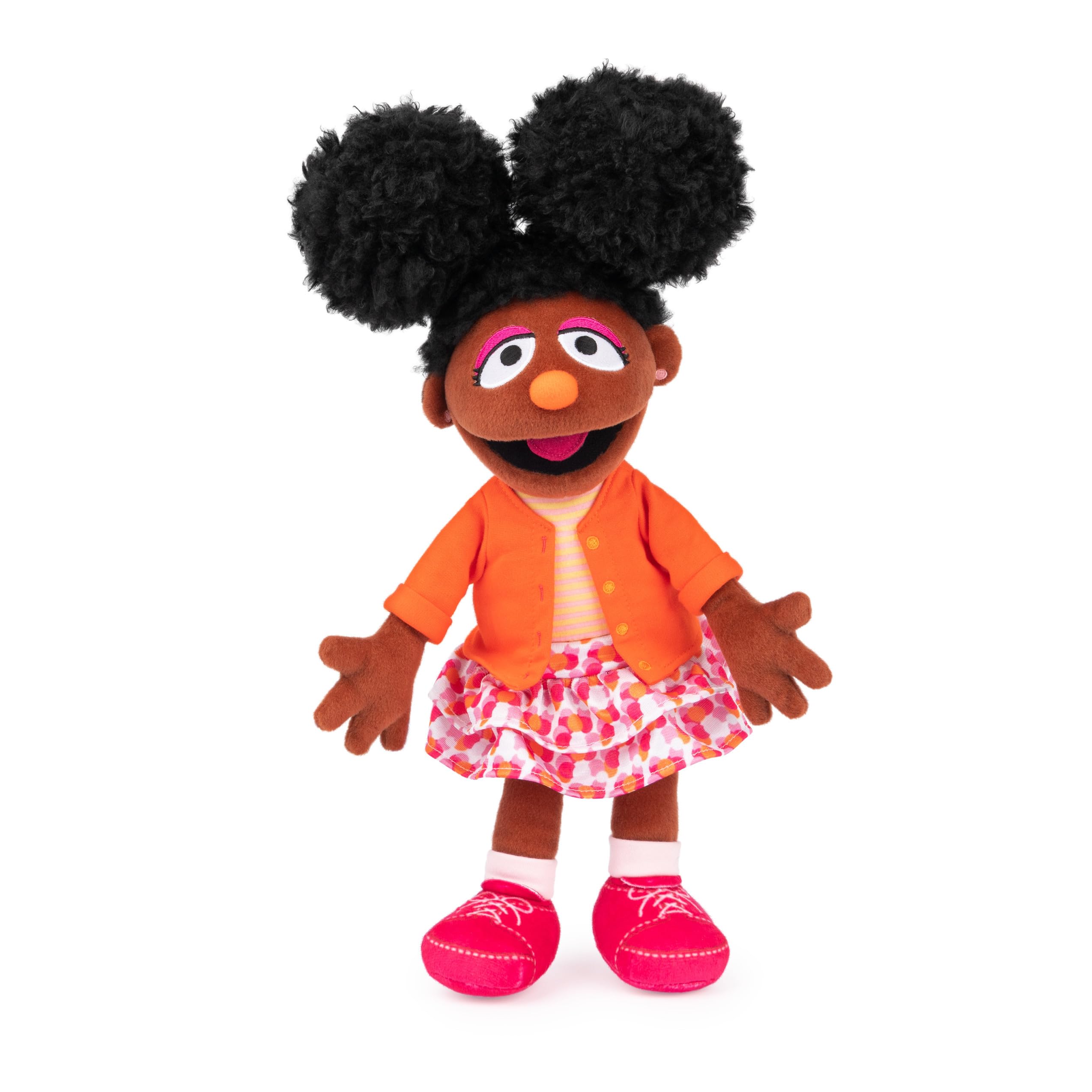 GUND Gabrielle surface-washable plush for easy cleaning after playtime.