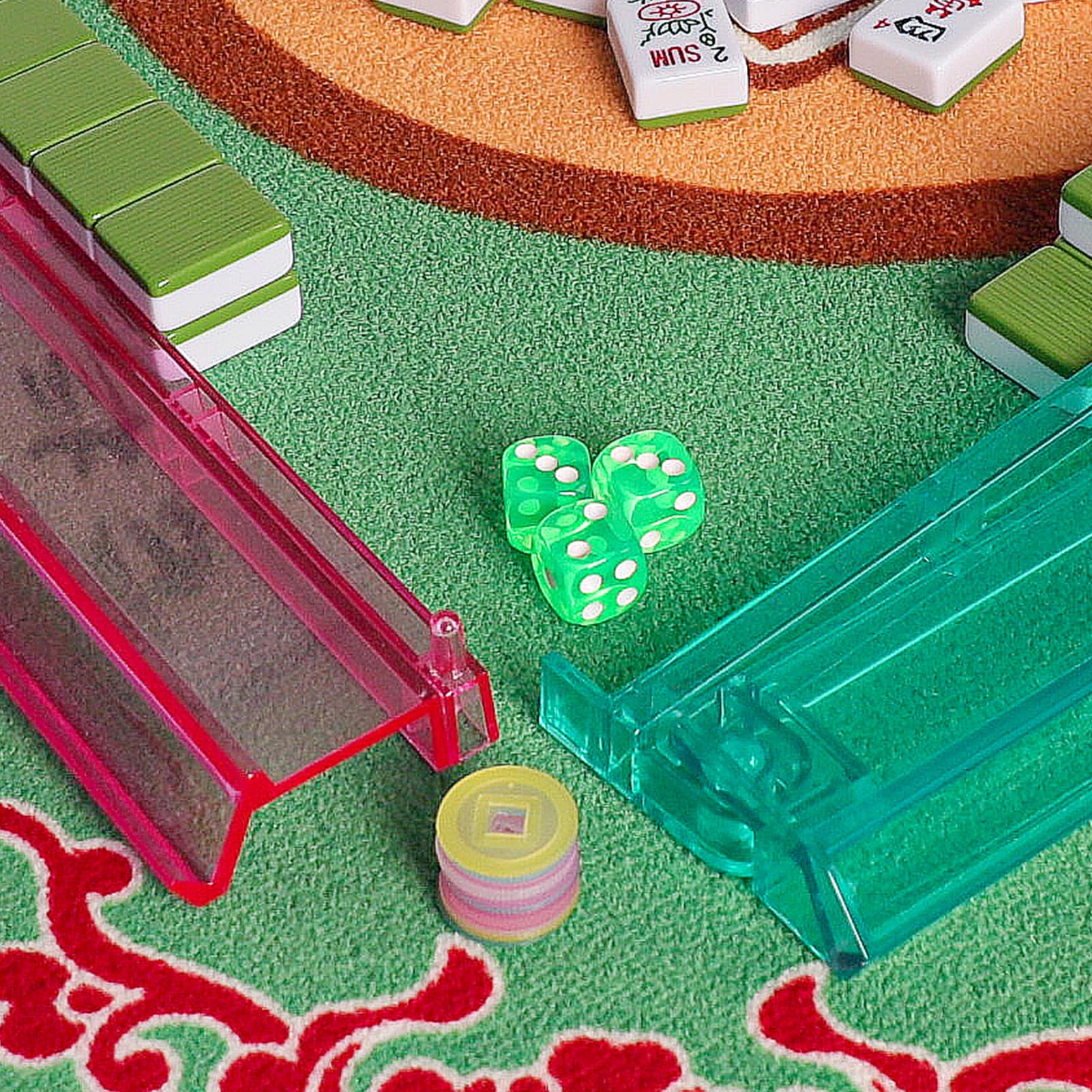 Wind indicator helping track round flow during play