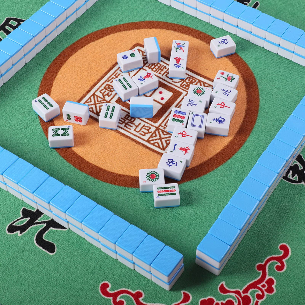 GUSTARIA inside view shows tiles and accessories for prep