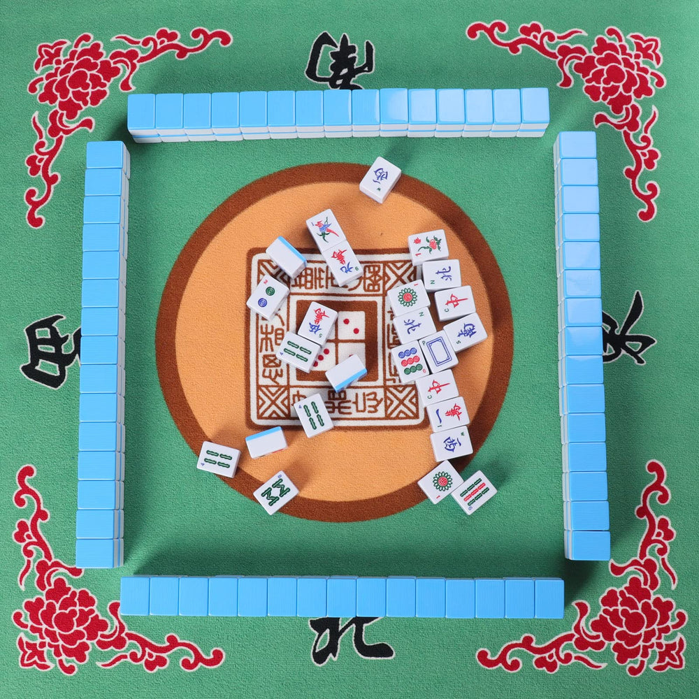 GUSTARIA includes 144 numbered tiles and extras for authentic play