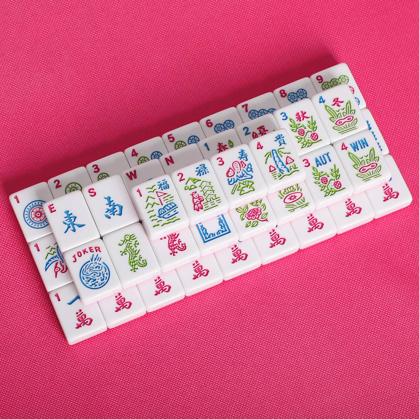 GUSTARIA compact, space-saving Mahjong set ideal for family game nights in pink
