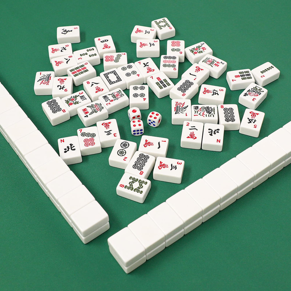 GUSTARIA multi-game mat ideal for mahjong, poker, dominoes, and board games.