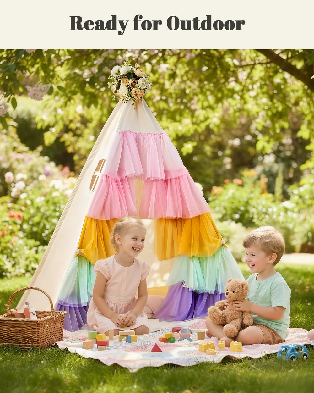 HalloDeer playroom tent assembles quickly for easy setup with friends or family.