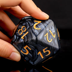 Handan 55mm luminous-green D20 dice enhances D&D aesthetics and play.
