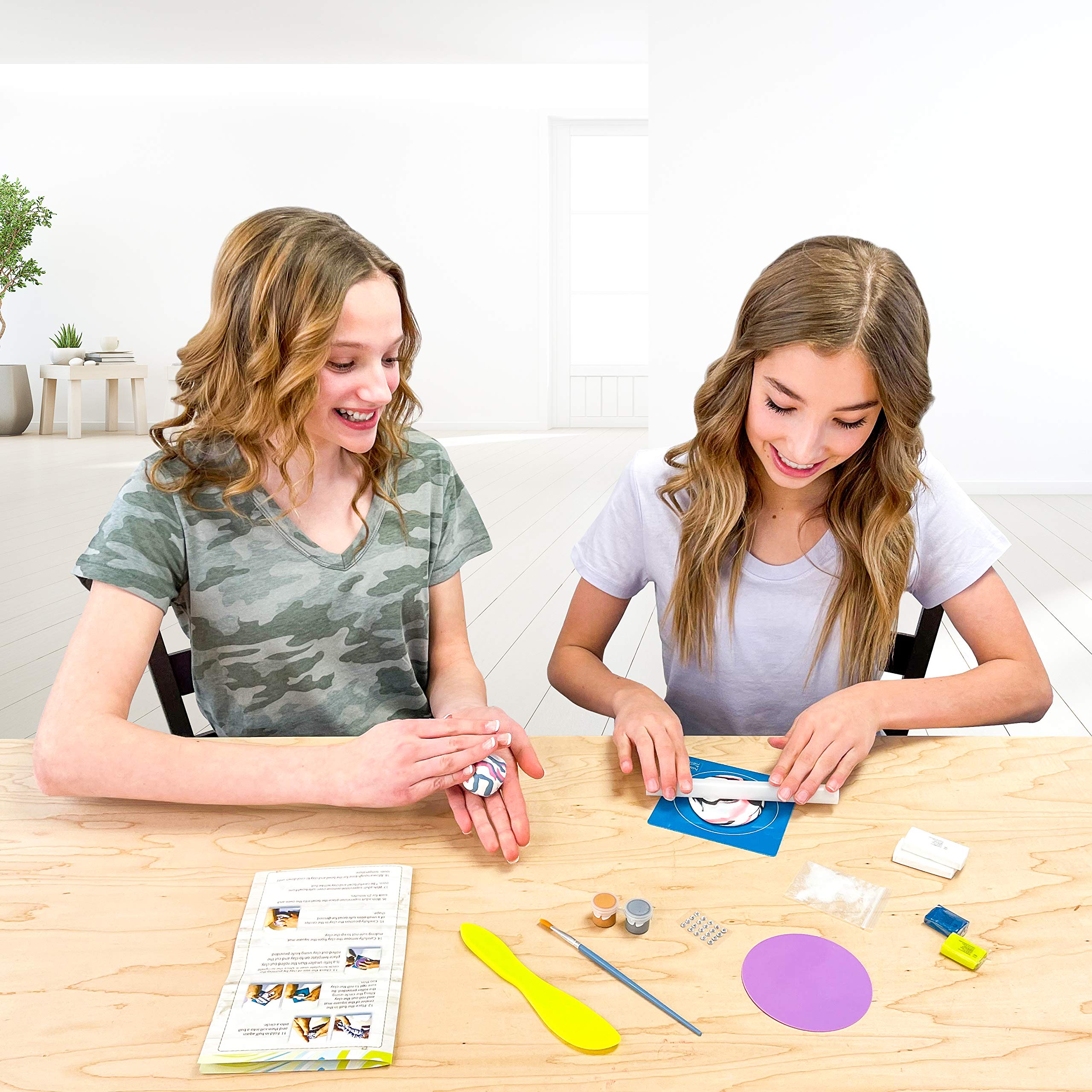 Hapinest stylish dish designs inspire kids to personalize spaces with colorful trinket holders