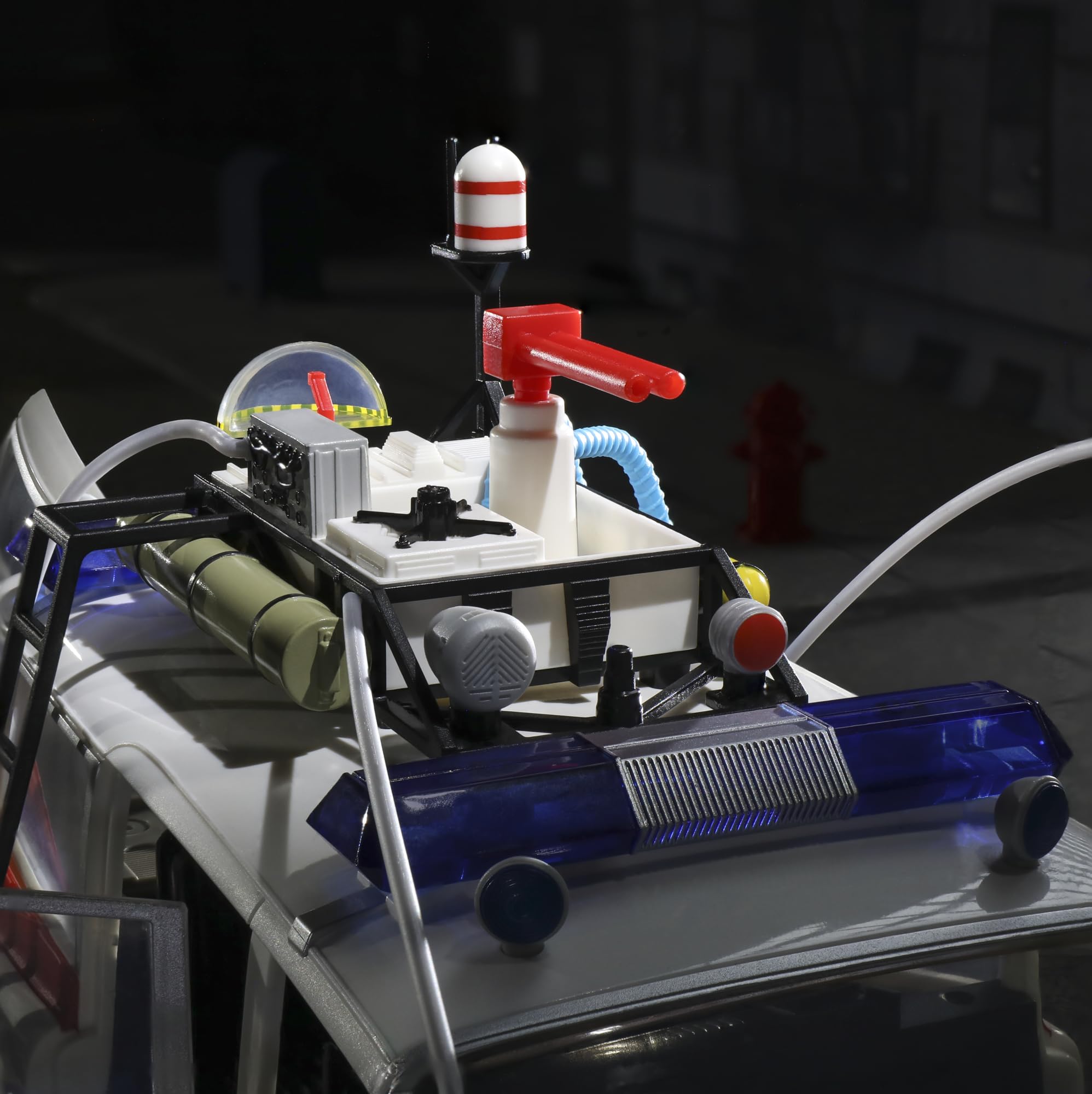 Hasbro Ghostbusters Ecto-1 1984 interior detail for figure placement.