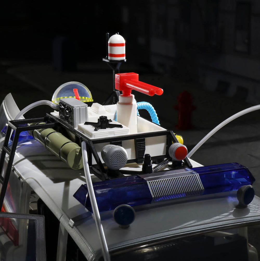 Hasbro Ghostbusters Ecto-1 1984 interior detail for figure placement.