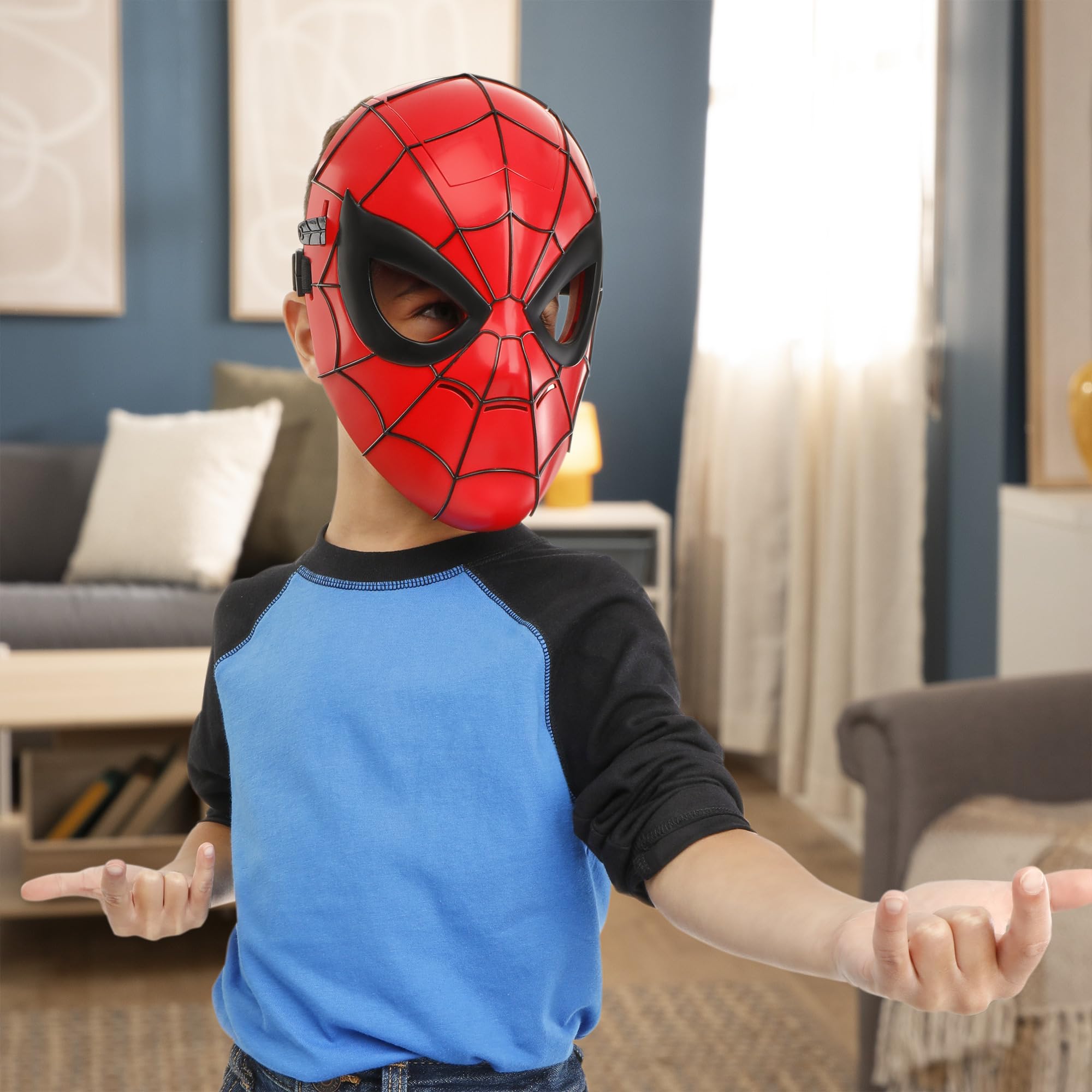 Hasbro Spider-Man Glow FX Mask features classic red and blue deco.