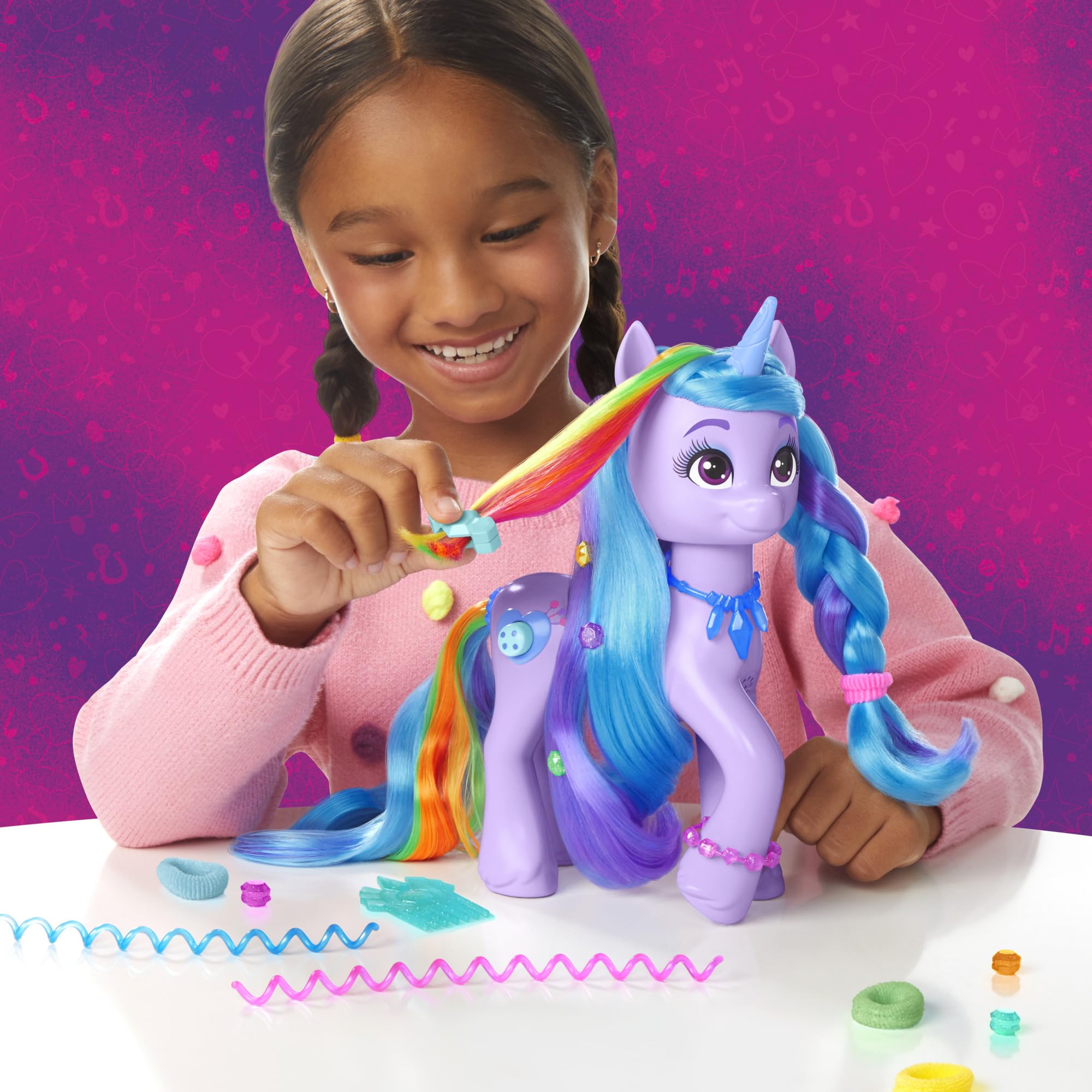 Hasbro Izzy Moonbow Cutie Mark activation creates fun sounds during play