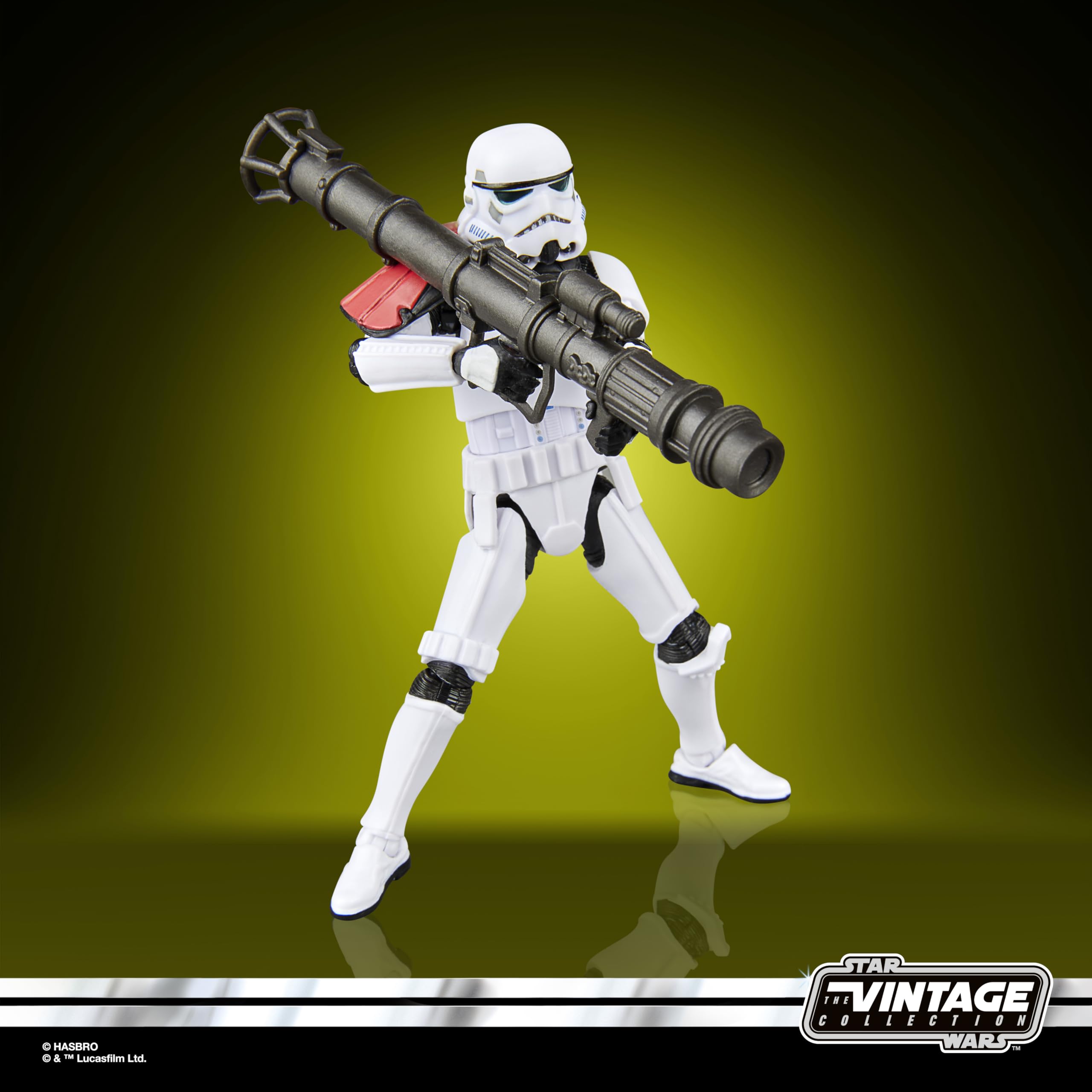 Hasbro STAR WARS Vintage rocket-launcher trooper close-up head detail captivates fans.