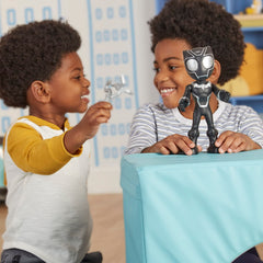 Play scenarios with Black Panther encourage creative adventures.