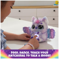 Hatchimals Alive Pufficorn closeup showing glitter eyes and sparkly wings for imaginative play