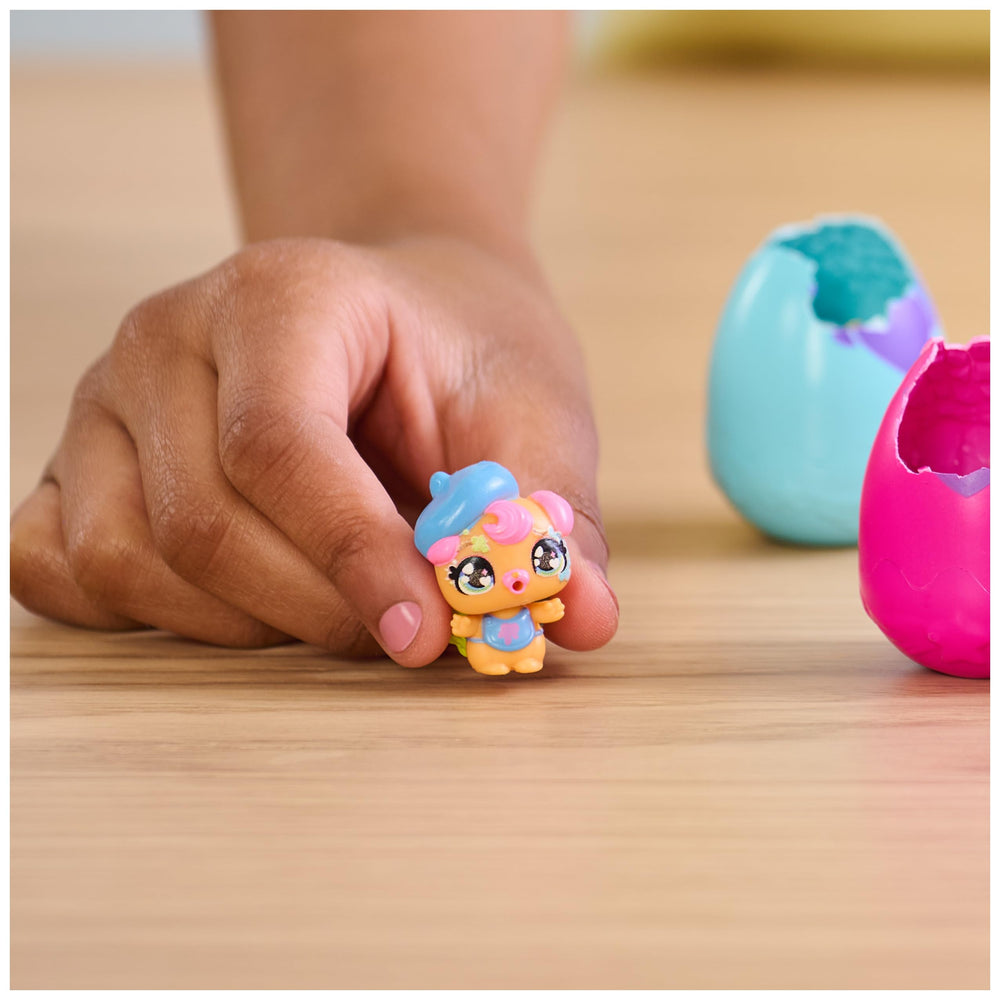 Hatchimals cat figure adding cute company to mini worlds