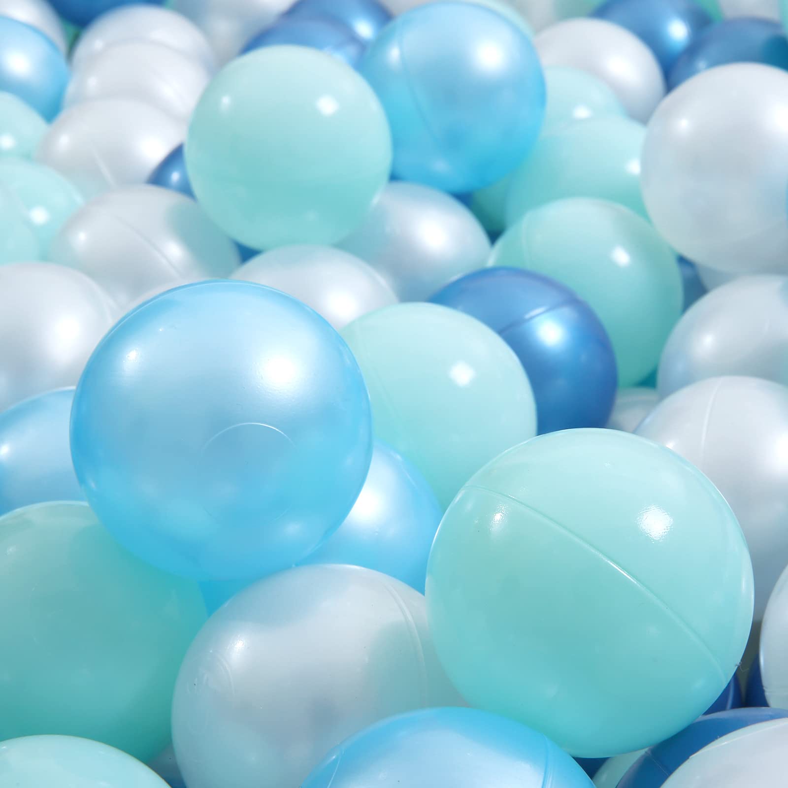 Heopeis pit balls mint green soothe visual exposure with soft colors.