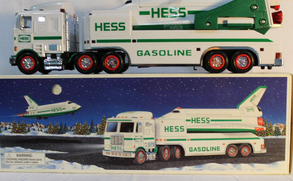 Hess 1999 truck-space shuttle top view showing overall layout