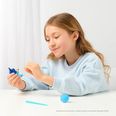 HEY CLAY creative play with Bluey boosts imagination.