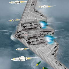 HI-REEKE fighter jet side profile highlights detailed B2 Bomber design for enthusiasts.