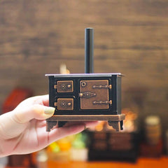 Hiawbon 1:12 miniature cooking pots provide realistic detail for dioramas.